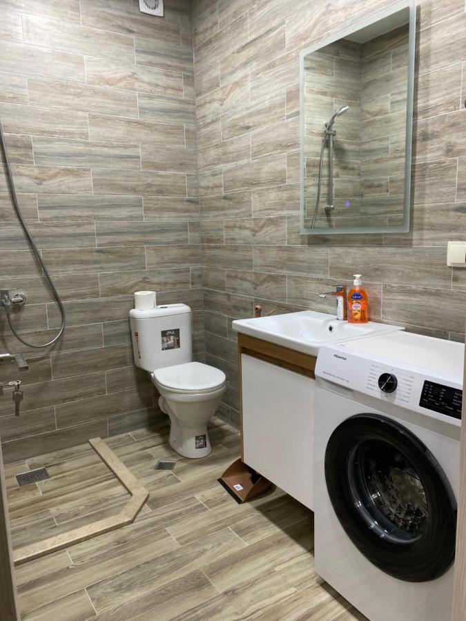 Lovely And Cozy Apartament In Tbilisi Exterior photo
