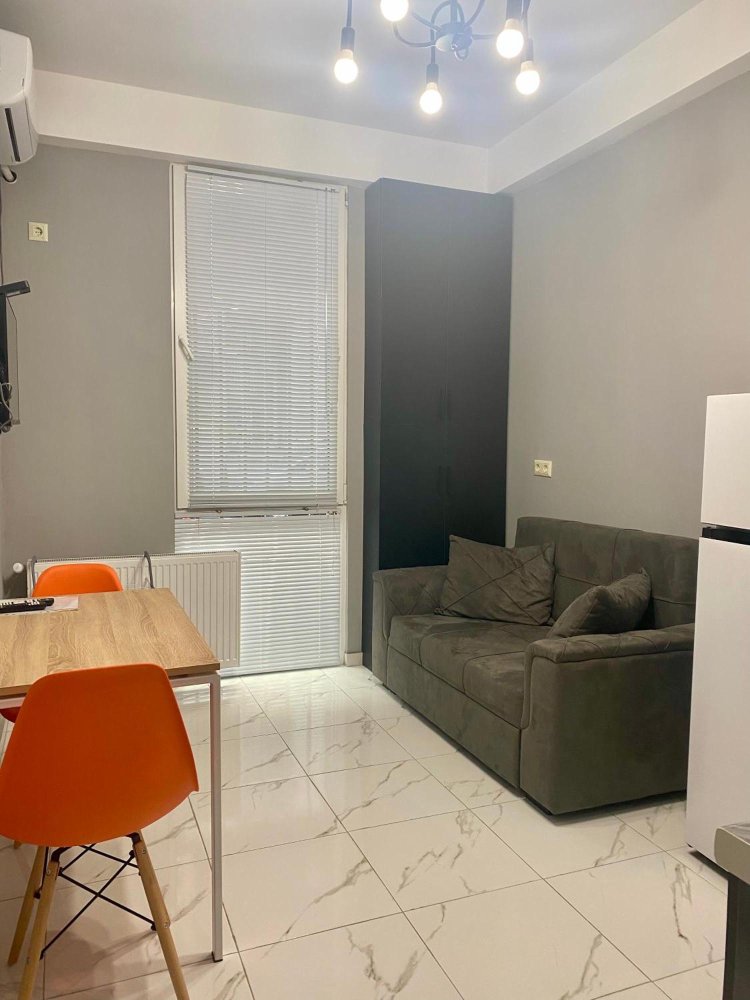 Lovely And Cozy Apartament In Tbilisi Exterior photo
